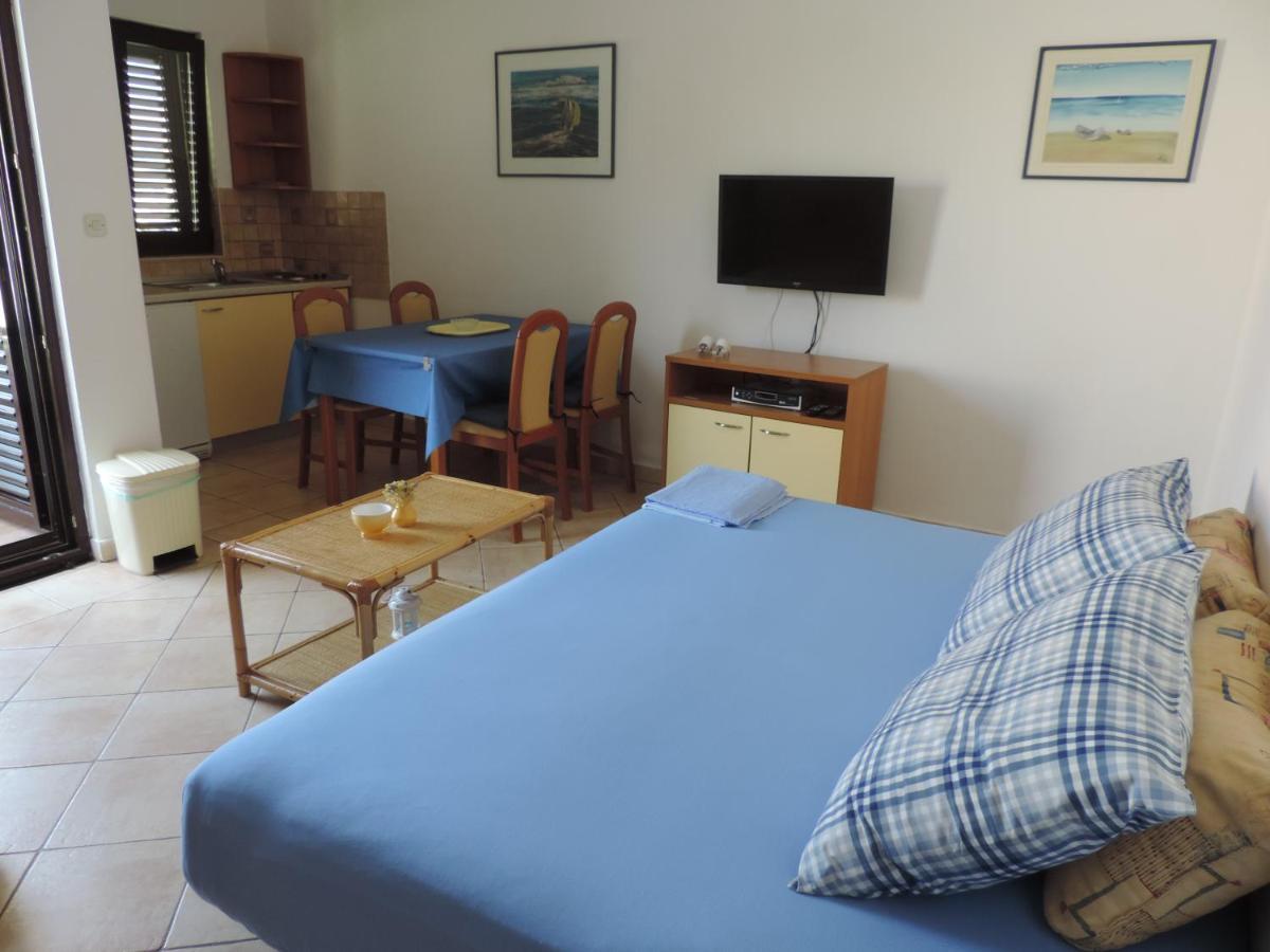 Apartmani Lavanda Pag Town Zewnętrze zdjęcie