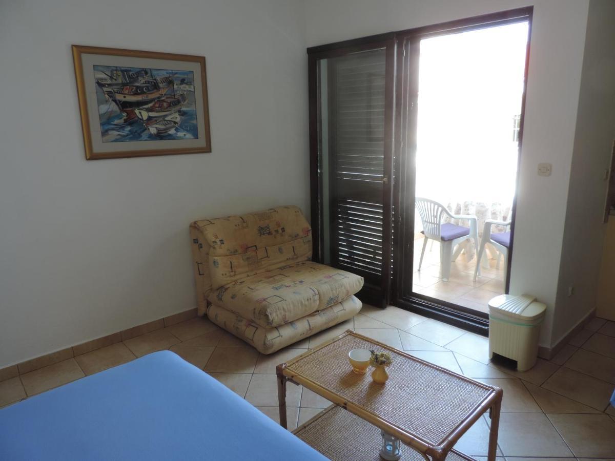 Apartmani Lavanda Pag Town Zewnętrze zdjęcie